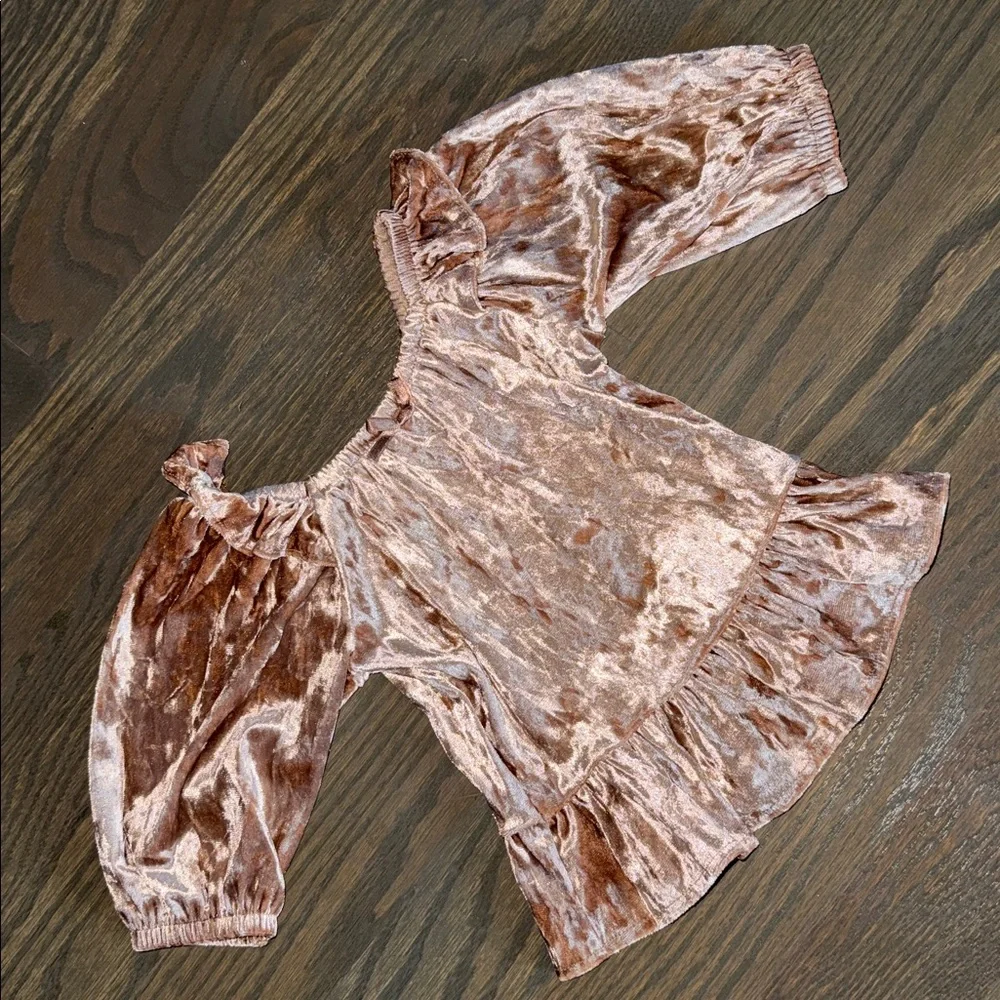 Old Navy Ruffled Velvet Peplum Top | 3T